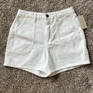 Universal Thread white utility jean shorts